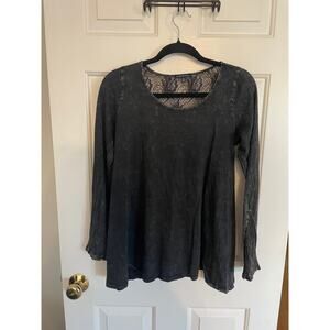 Basil Heart Lola Womens Medium Blouse 100% Cotton Gray Lace Design Long Sleeve